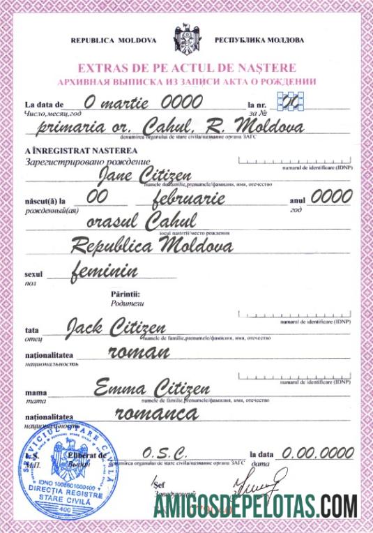 Premium Moldova kelahiran sertifikat templat in PSD format