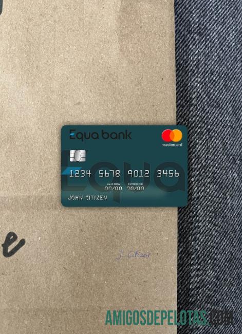 Republik Ceko Equa bank mastercard tampilan foto depan sampel