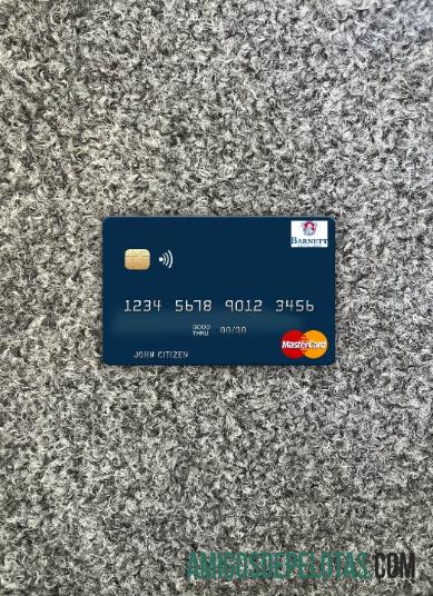 Dominika Barnett Capital bank mastercard tampilan foto depan sampel