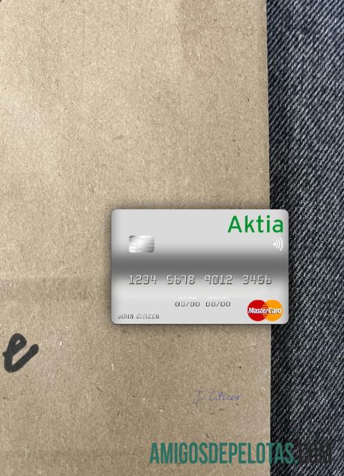 Finlandia Aktia Savings bank mastercard tampilan foto depan templat