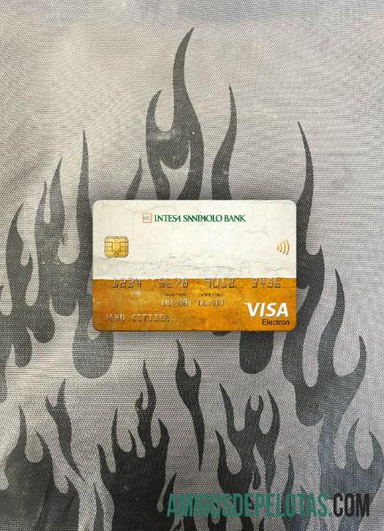Slovenia Intesa Sanpaolo bank, Poslovalnica Koper bank visa elecron kartu tampilan foto depan templat