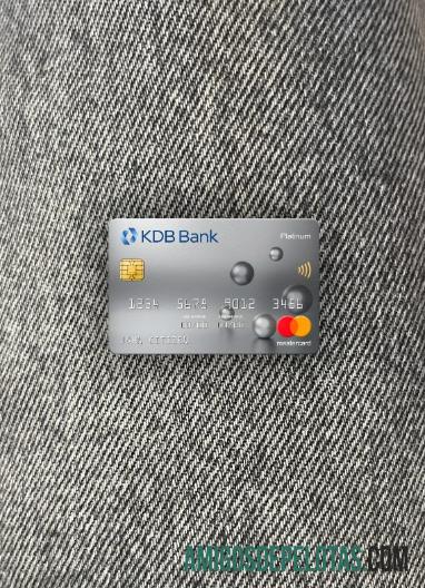 Korea Selatan KDB bank mastercard platinum tampilan foto depan pratinjau