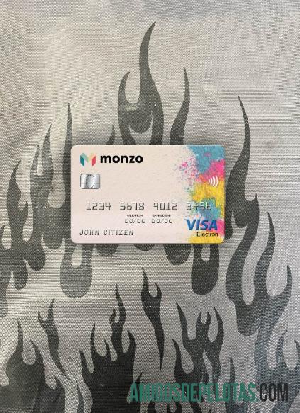 Inggris Raya Monzo bank visa electron kartu tampilan foto depan desain