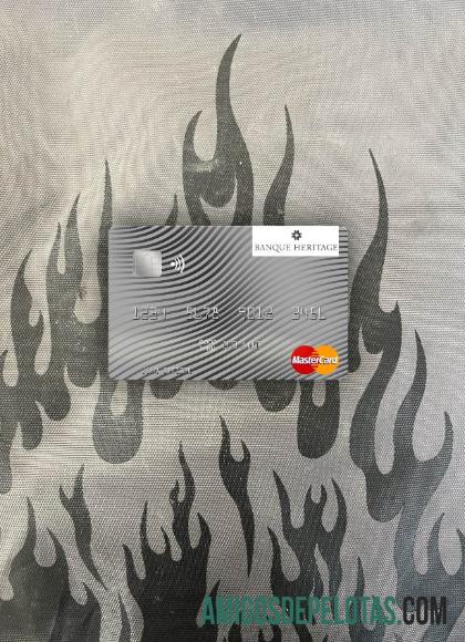Uruguay Banque Heritage mastercard tampilan foto depan pratinjau