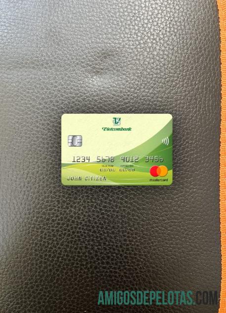 Vietnam Vietcombank mastercard tampilan foto depan pratinjau