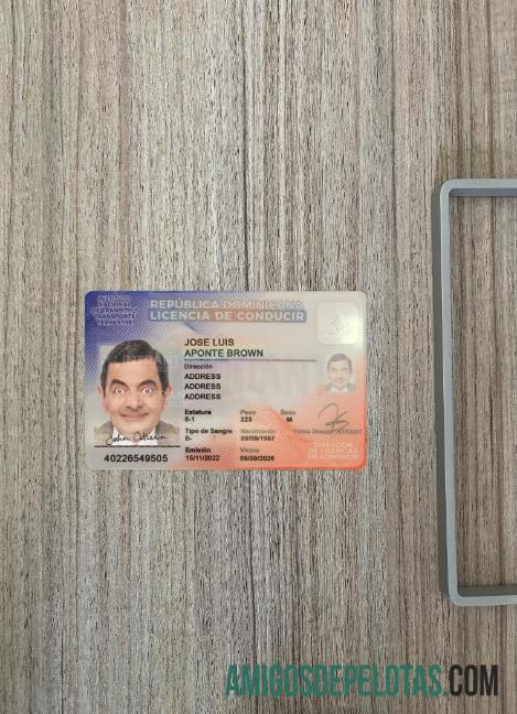 Republik Dominika Surat Izin Mengemudi tampilan foto depan sampel